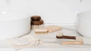 Peignes & brosses - La Quincaillerie Remoise