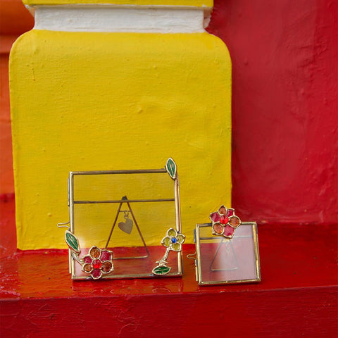 Cadre Polaroid Fleurs Cameron - La Quincaillerie Remoise