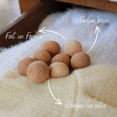 Sachet De 8 Billes De Bois De Cade - La Quincaillerie Remoise