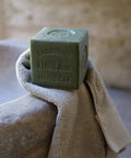Savon de Marseille à l’huile d’olive (sans étui) - La Quincaillerie Remoise